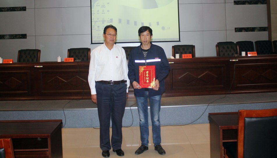 參加職業技能大賽，為大方爭光